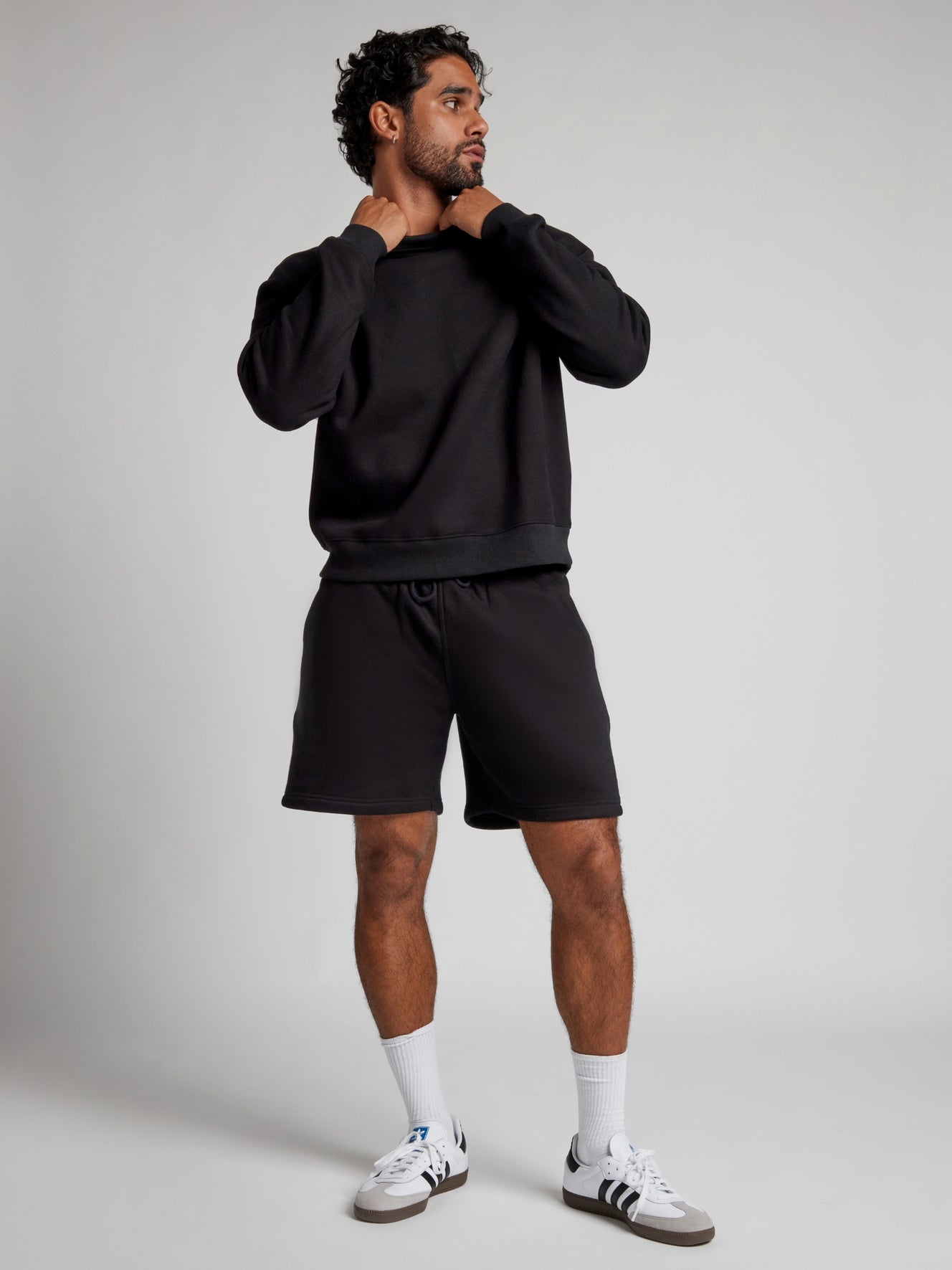 Onyx Black / M