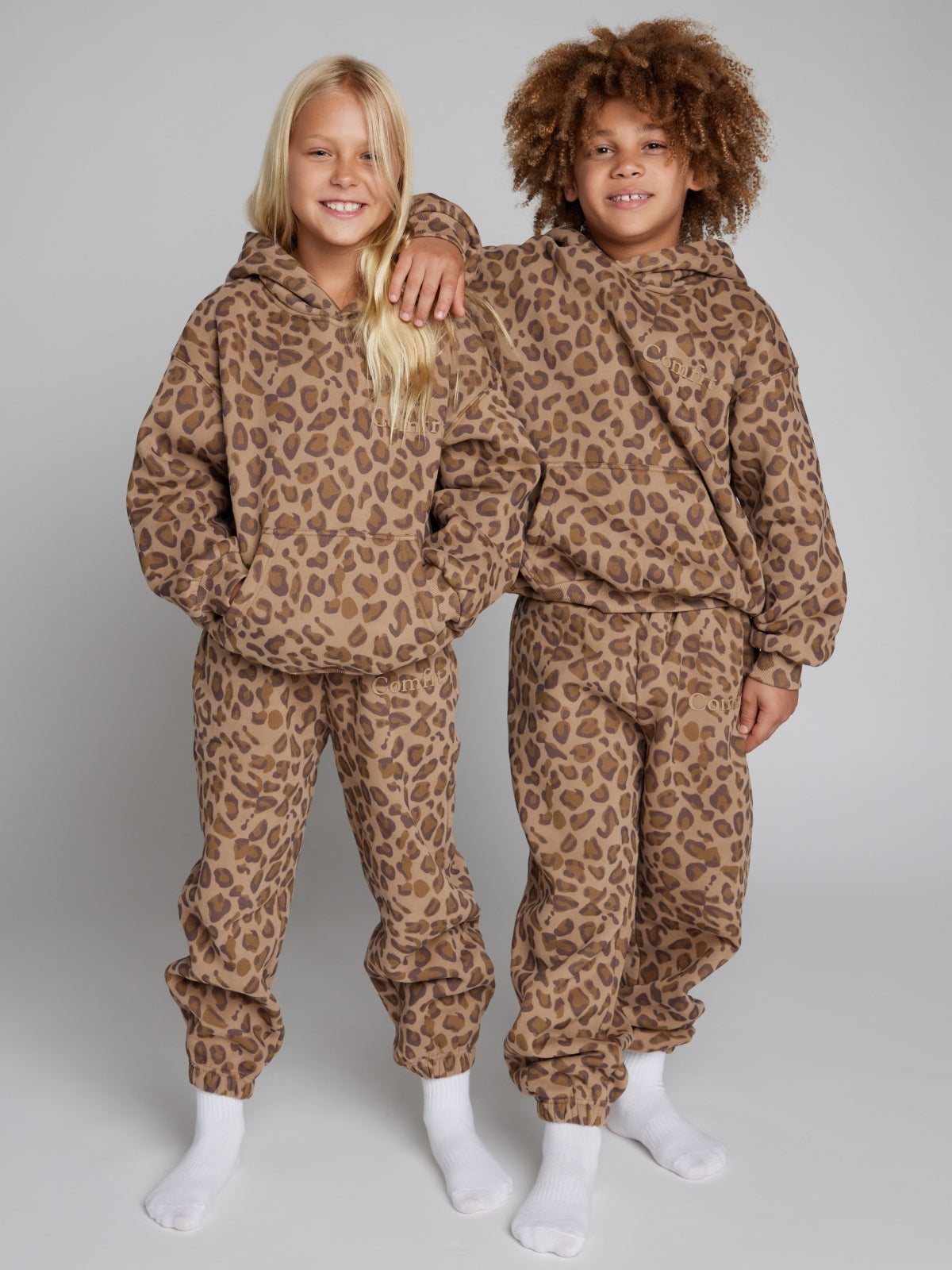 Brown Leopard / Logan