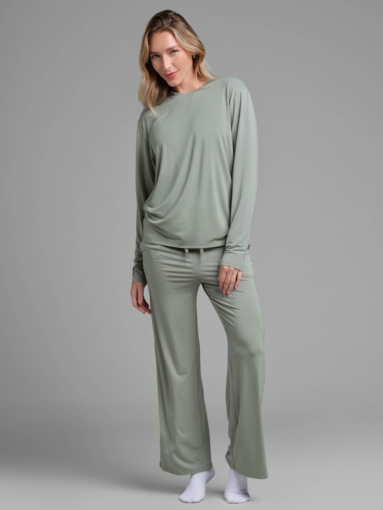 Sage Green / F