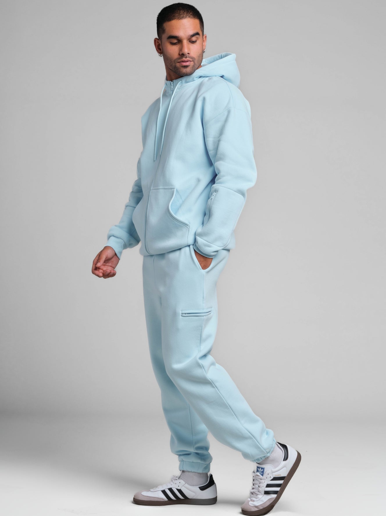 Baby Blue / M