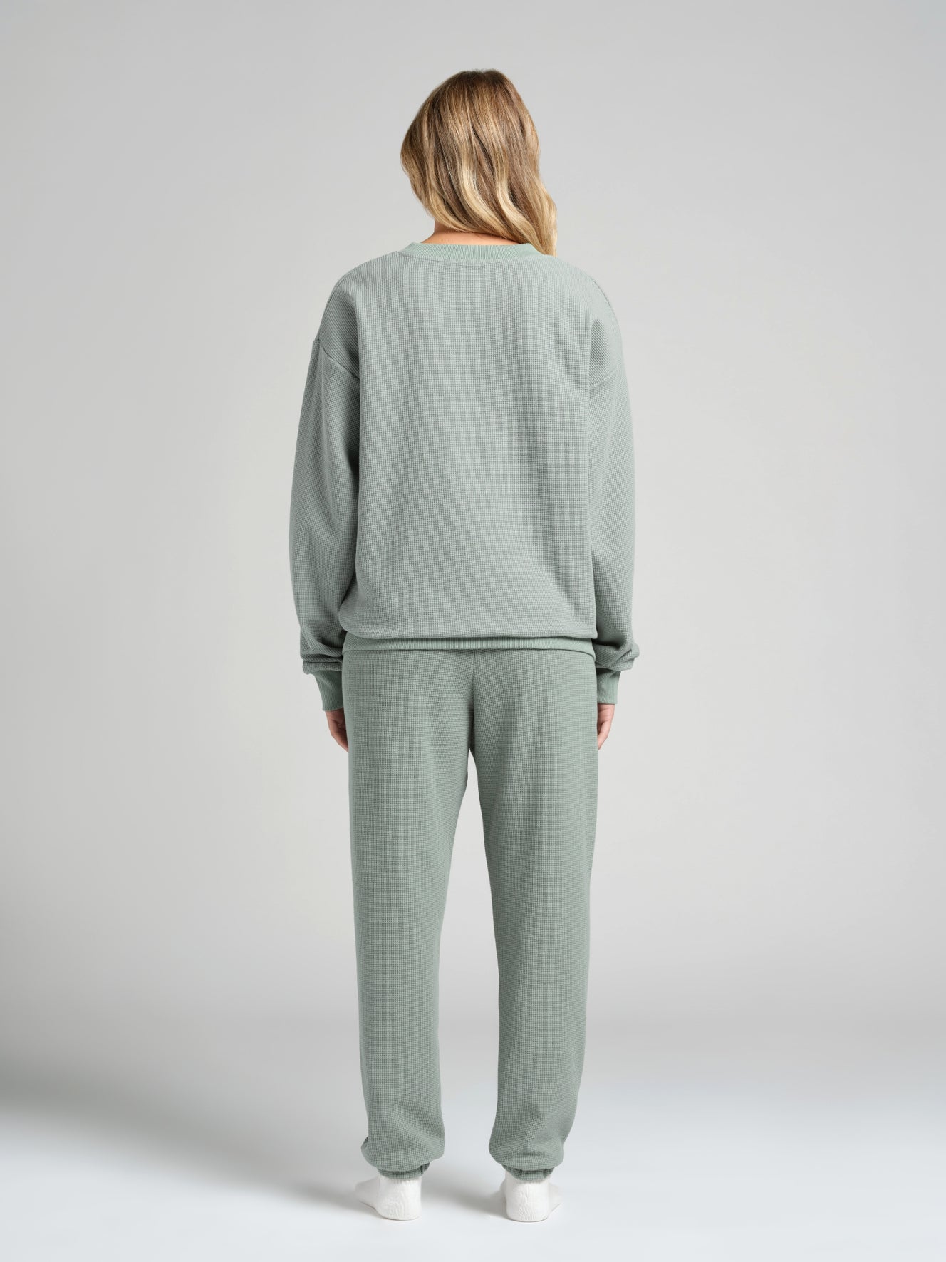 Sage Green / F