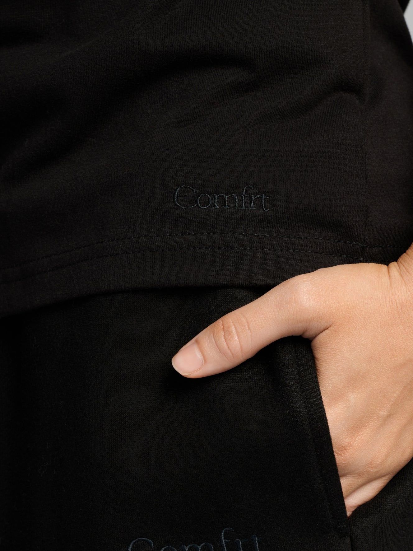 Onyx Black / F