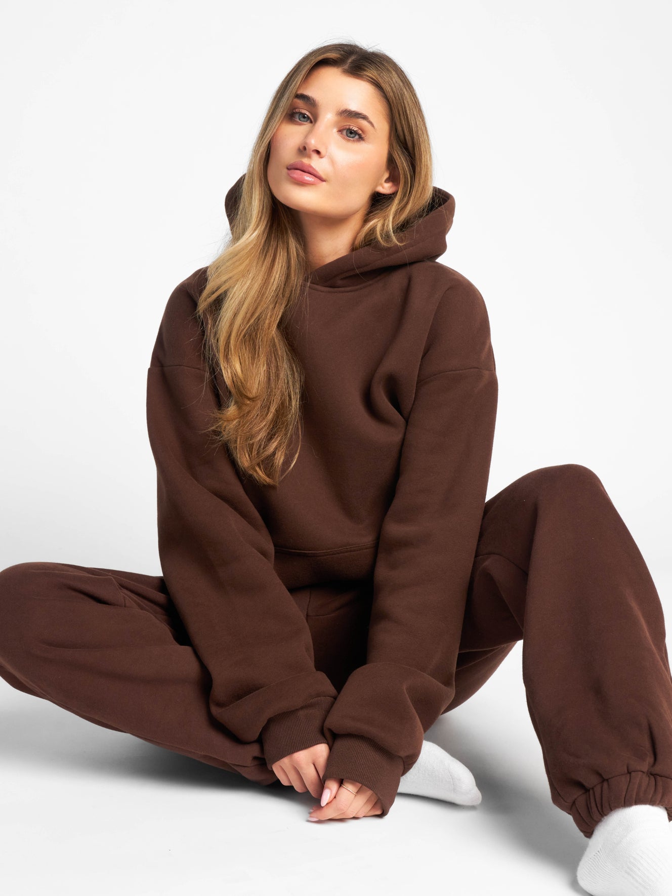 Walnut / F