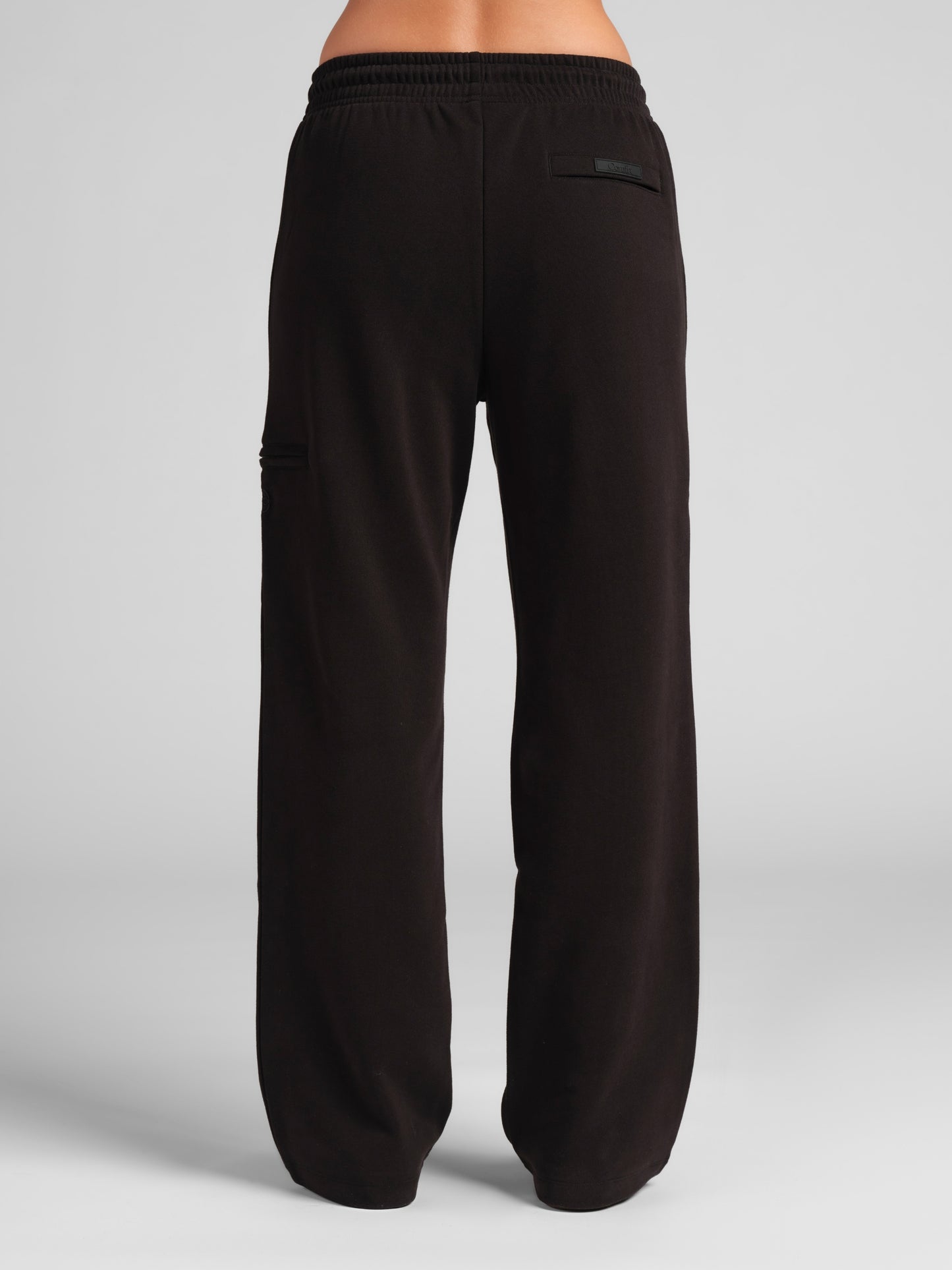 Onyx Black / F